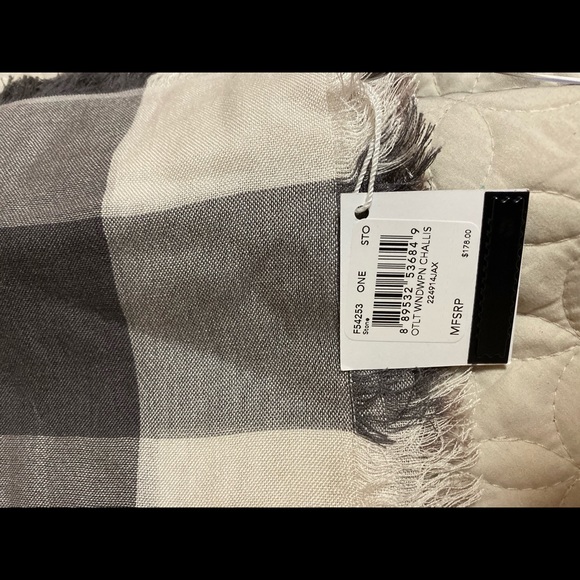 PRICE IS ABSOLUTELY FIRM. COACH Windowpane Challis - Picture 3 of 8